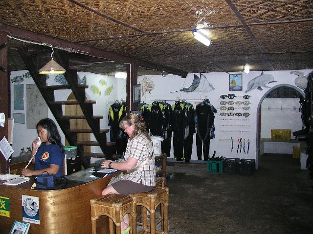 4.Panglao Seaquest Dive Center 451.JPG